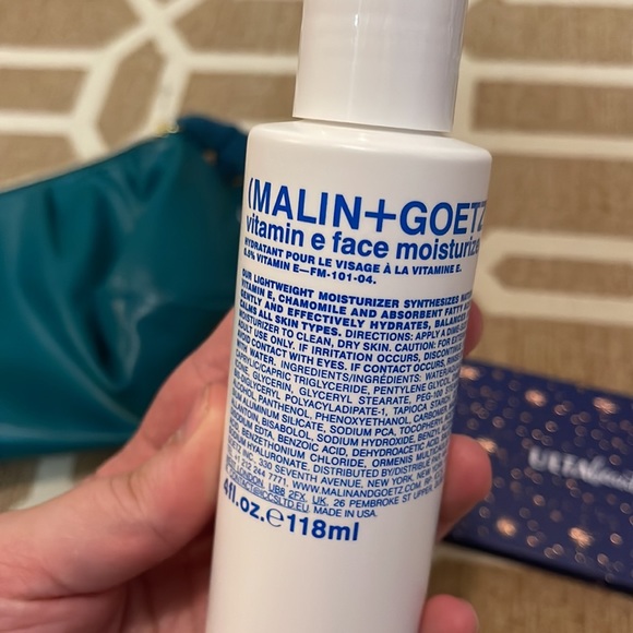 Ulta lot makeup - Picture 5 of 6